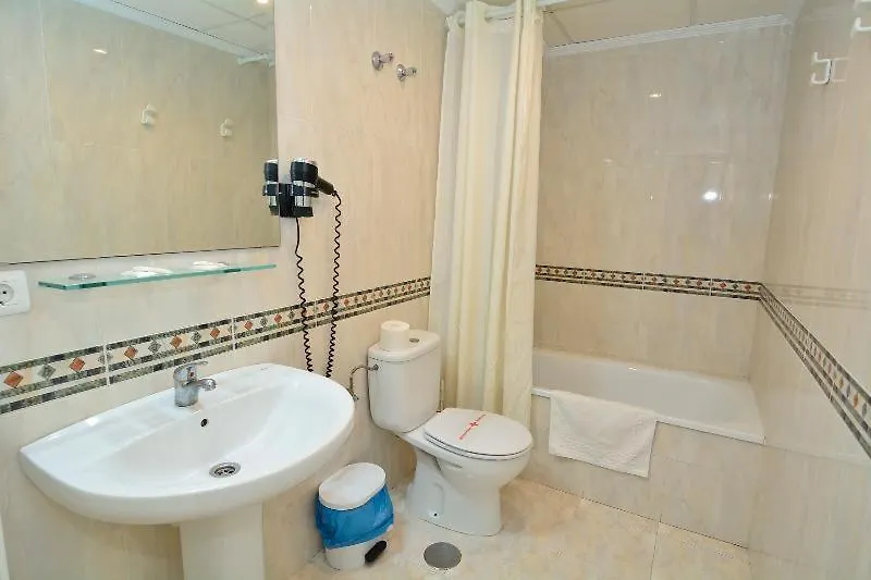 Apartamentos Hc Burriana Playa Nerja